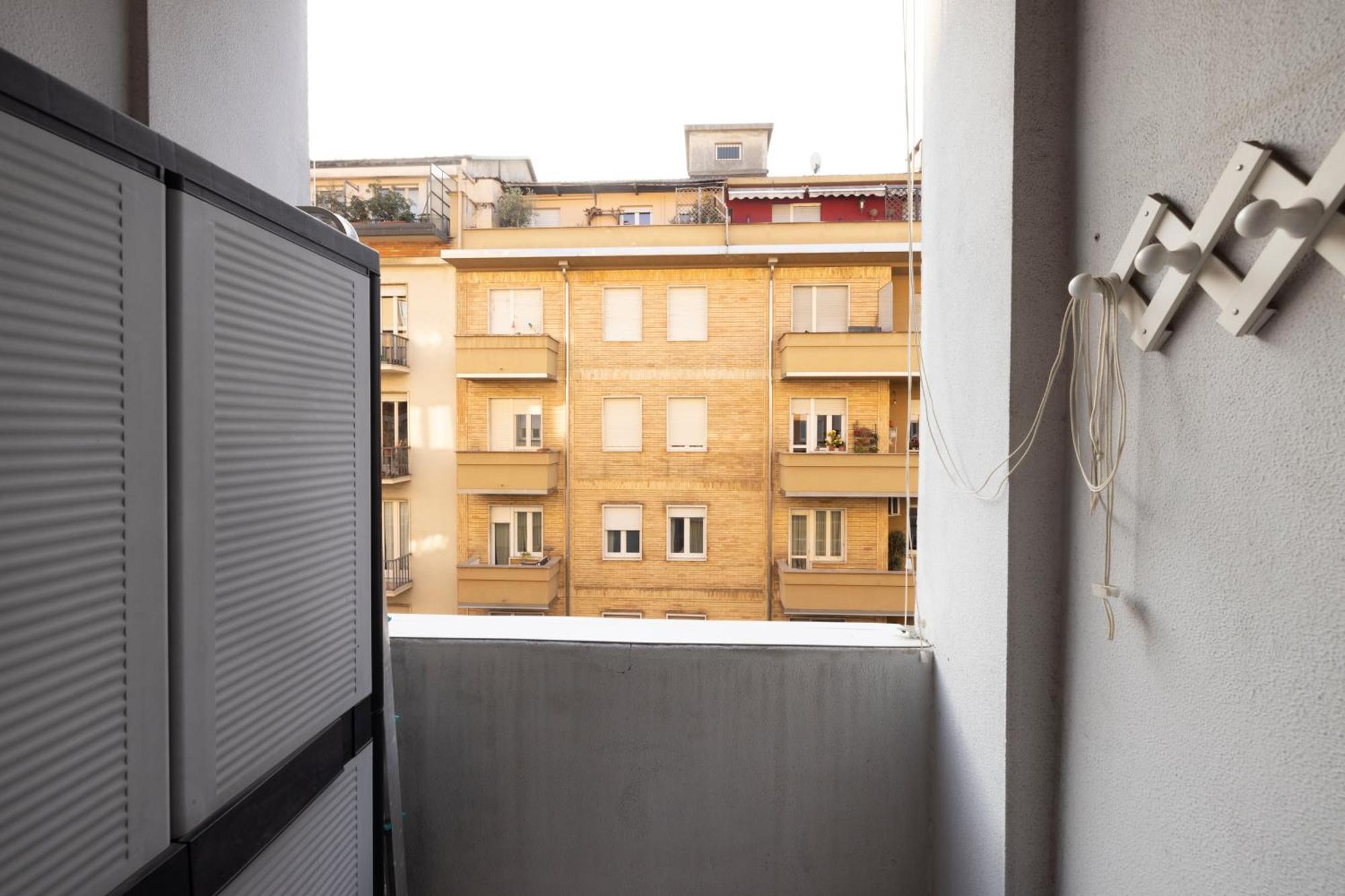 Tra Porta Susa E Piazza Statuto -Cortile Interno- Turin Exterior photo